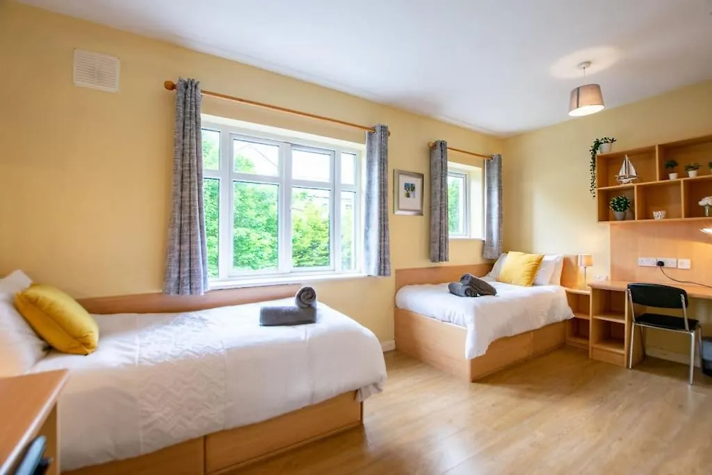 3 - Superb Duplex At Gort Na Coiribe By Shortstays Galway Semesterbostad