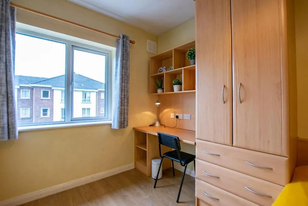 3 - Superb Duplex At Gort Na Coiribe By Shortstays Galway